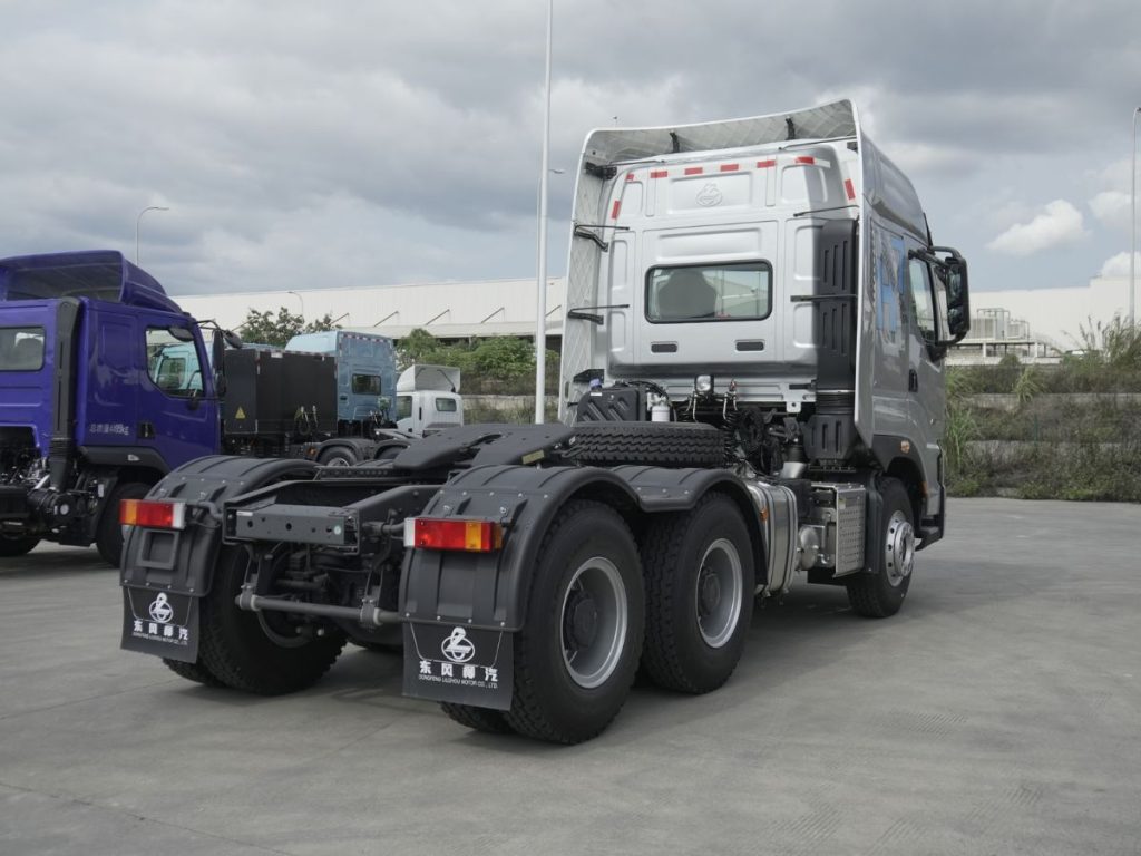 XE ĐẦU KÉO CHENGLONG LUXK 450HP