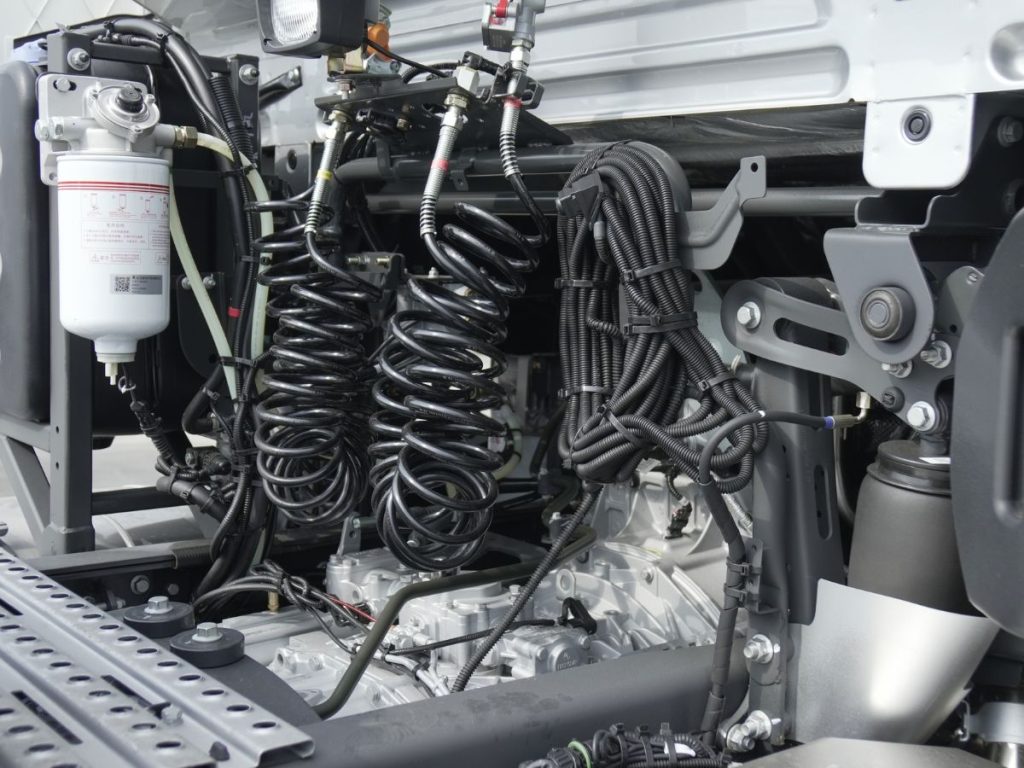 XE ĐẦU KÉO CHENGLONG LUXK 450HP