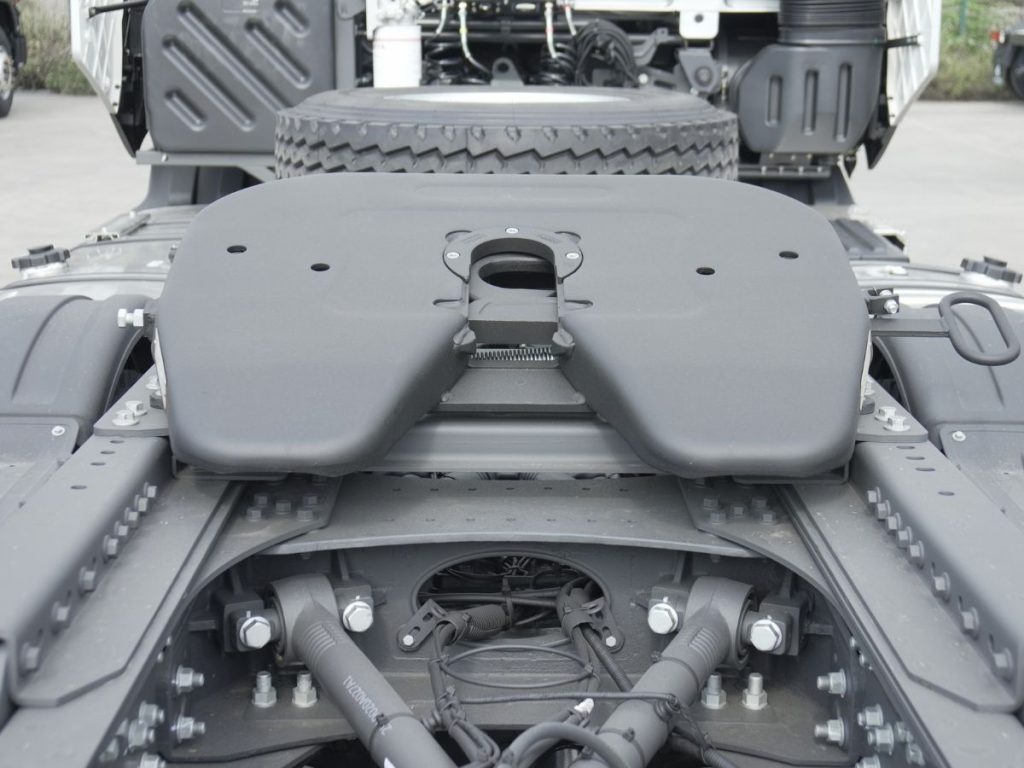 XE ĐẦU KÉO CHENGLONG LUXK 450HP