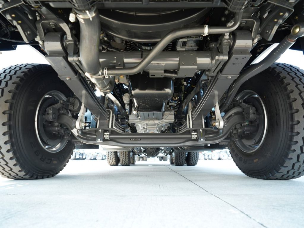 XE ĐẦU KÉO CHENGLONG LUXS 450HP