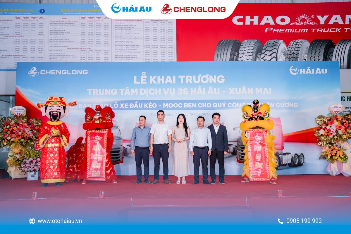 Khai Trương TTDV 3S Xuân Mai - Hải Âu & Bàn giao lô xe ChengLong cho Cty Thép Xuân Cương